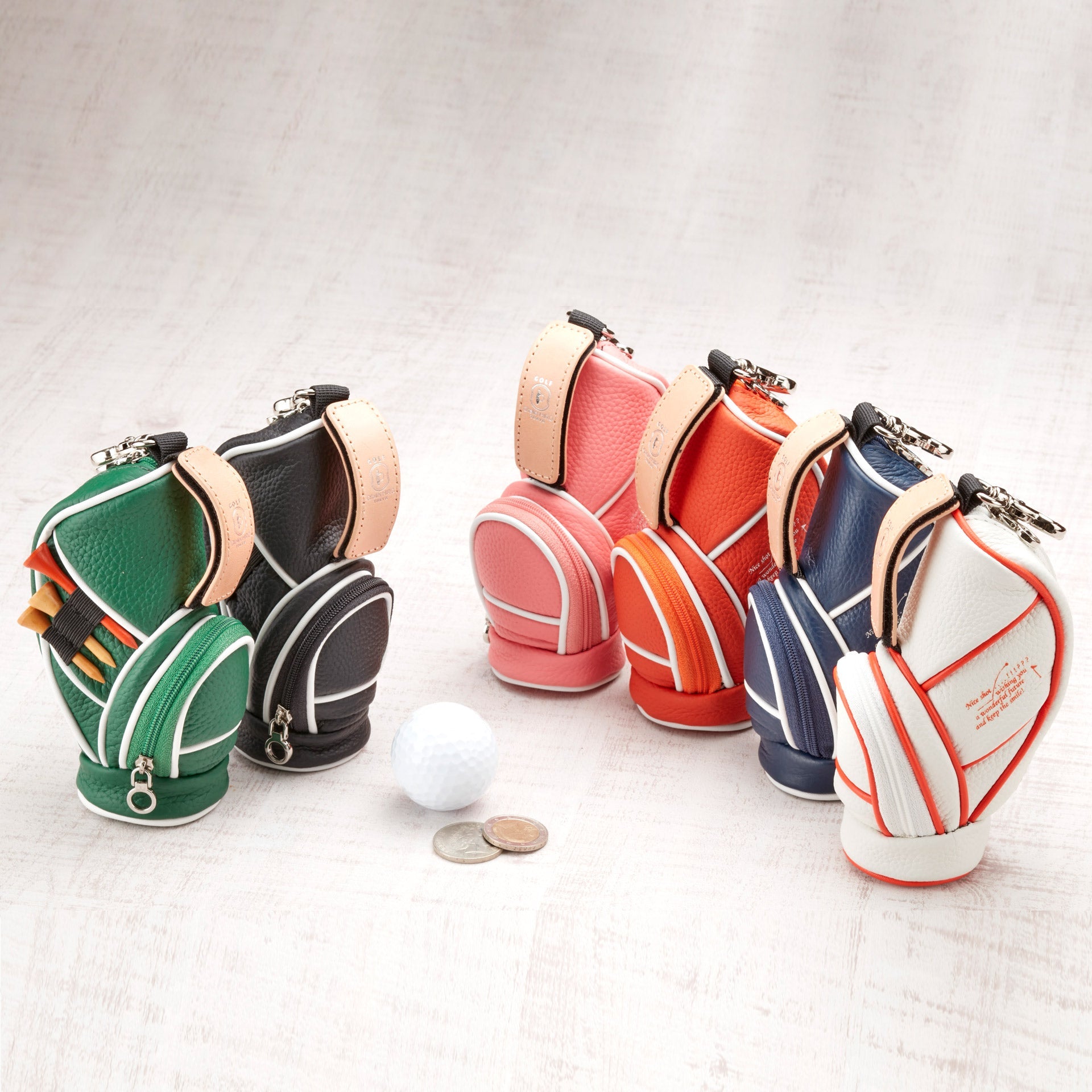 アドバンテージ キャディーバッグ型ゴルフボールケース ピュアブラック